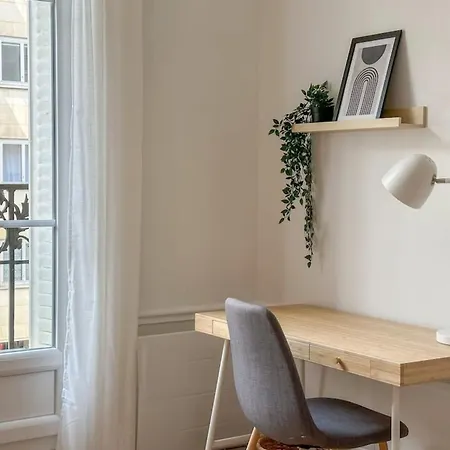 3-bedroom 15 In The Heart Of Trendy Cafés * Parigi