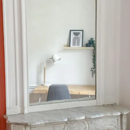3-bedroom 15 In The Heart Of Trendy Cafés Appartamento *