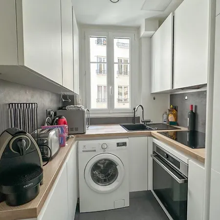 Appartamento 3-bedroom 15 In The Heart Of Trendy Cafés