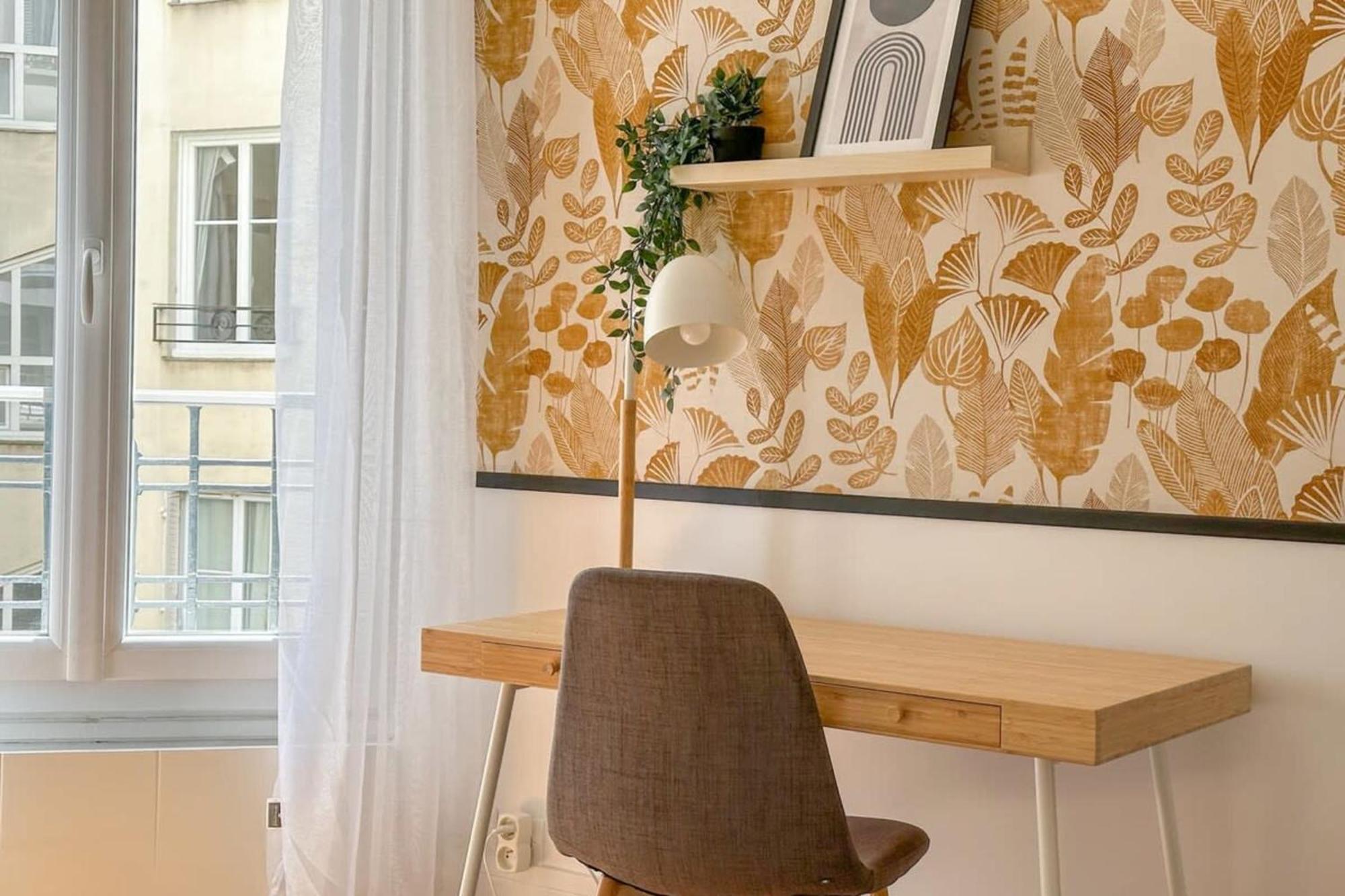 Apartment 3-bedroom 15 In The Heart Of Trendy Cafes Paris