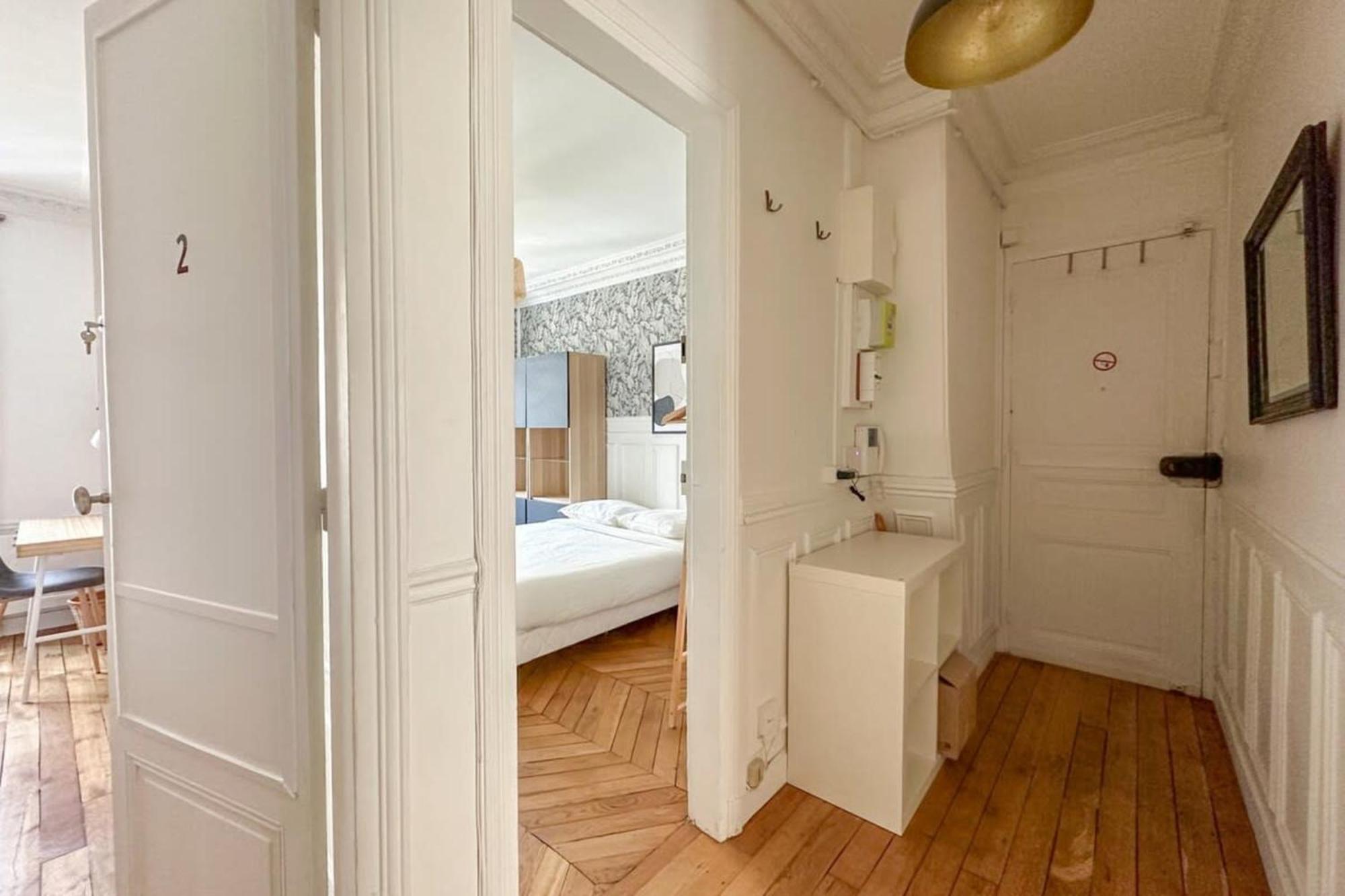 3-bedroom 15 In The Heart Of Trendy Cafes *